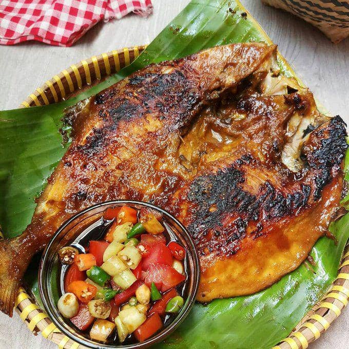 Martabak Bang Ari: Kudapan Legendaris di Kubangsari yang Bikin Ngiler